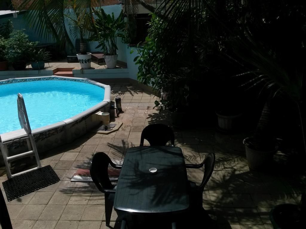 Guesthouse Albergoalberga Paramaribo Oda fotoğraf